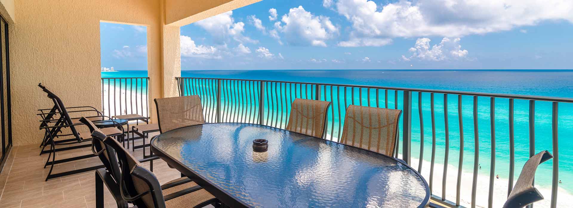 Beachfront villas with two bedroom suite and private balcony in The Royal Sands