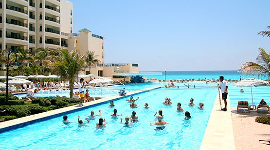 The Royal Sands offers All Inclusive guests a wide array of Cancun fun activities